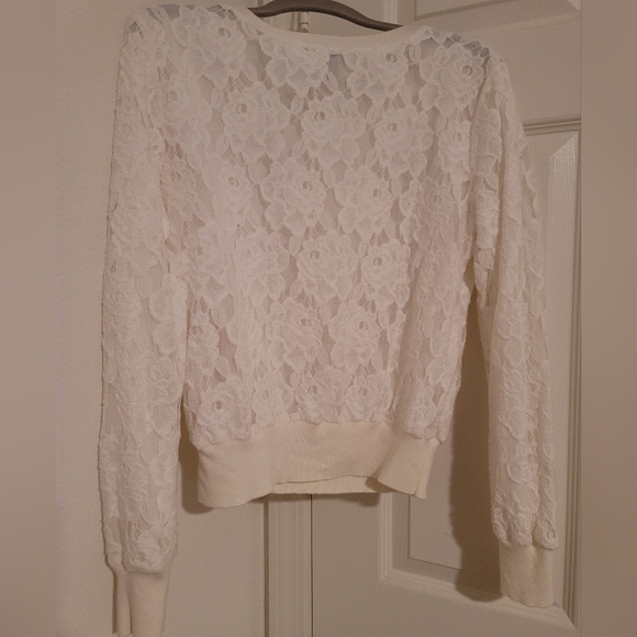 H&M White and Ivory lace Sweater, Medium - Picture 3 of 3